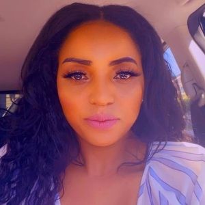 Meet your Posher, Asrat